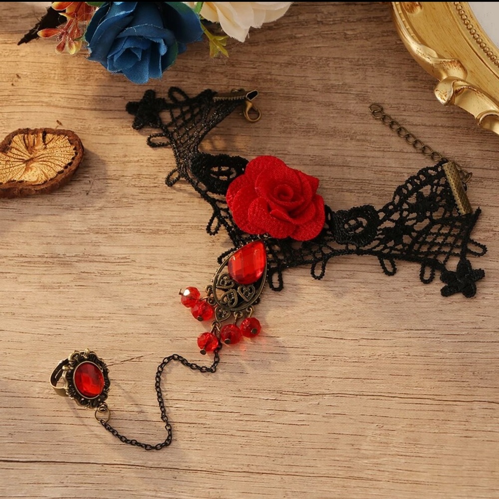 Eleanor ShuMark Gothic Red Rose Lace Hand Chain Ring NWT